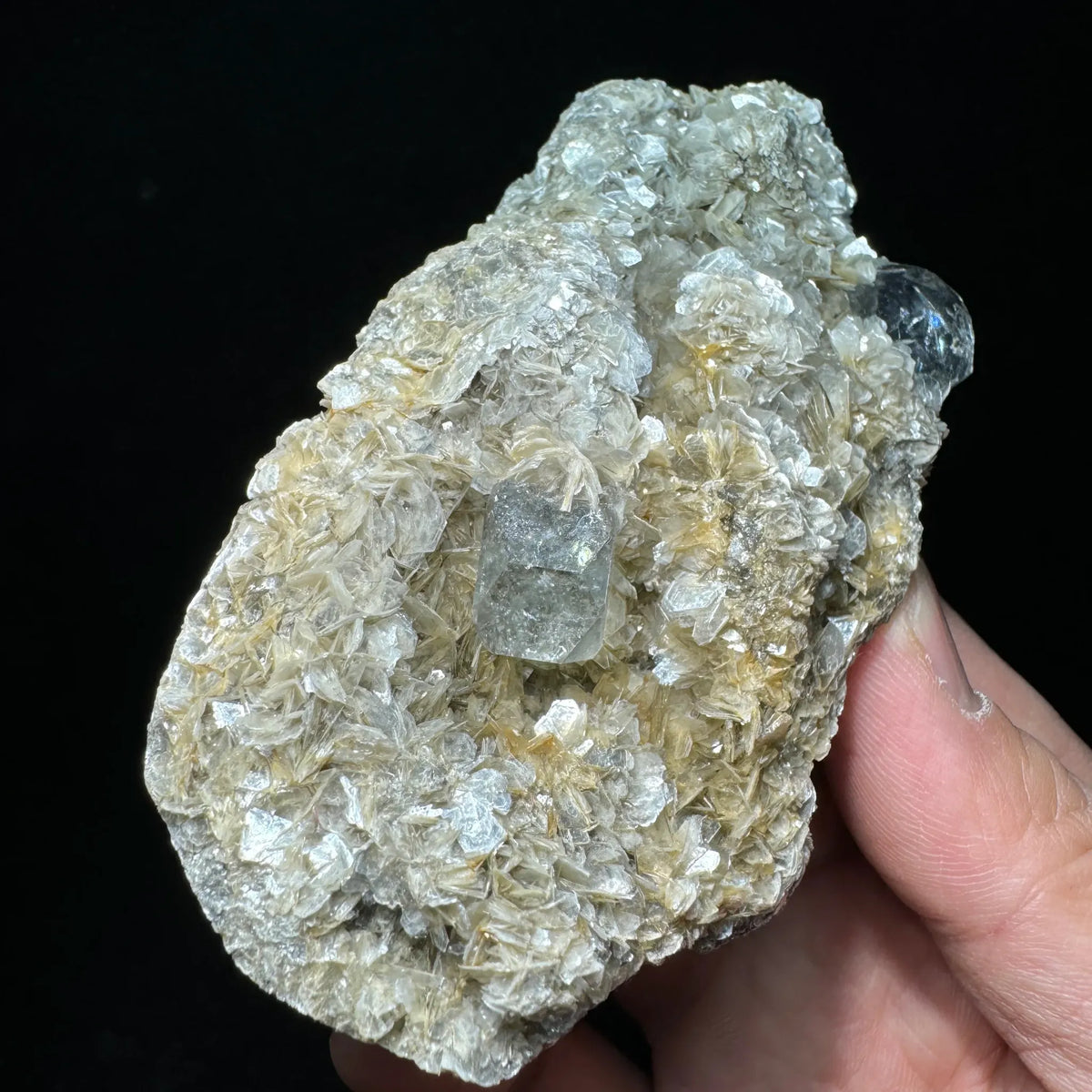 Aigue-marine avec muscovite 186 g photo 2.
