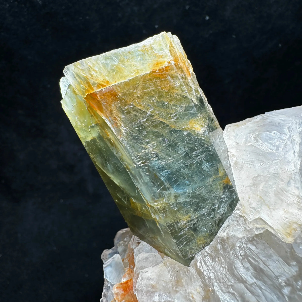 Aigue-marine sur quartz 299 g photo 2.