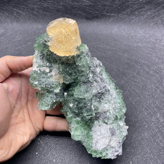 Fluorite verte et barytine sur matrice photo 1.