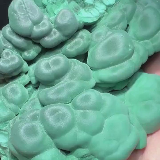 Malachite botryoïdale 1493 g vidéo.