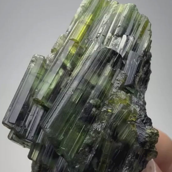 Tourmaline verte 59,3 g vidéo.