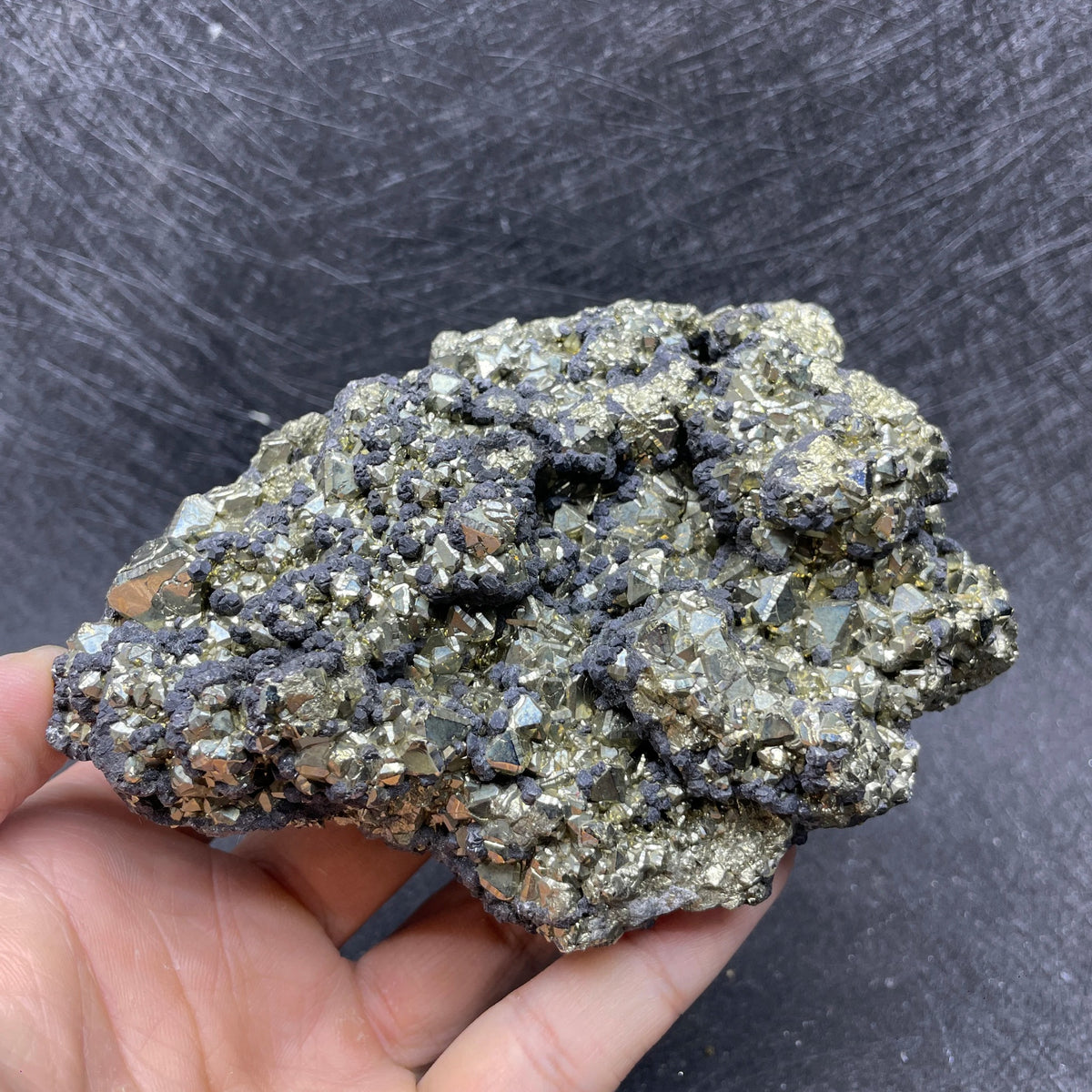 Pyrite octaédrique avec galène 846 g photo 2.