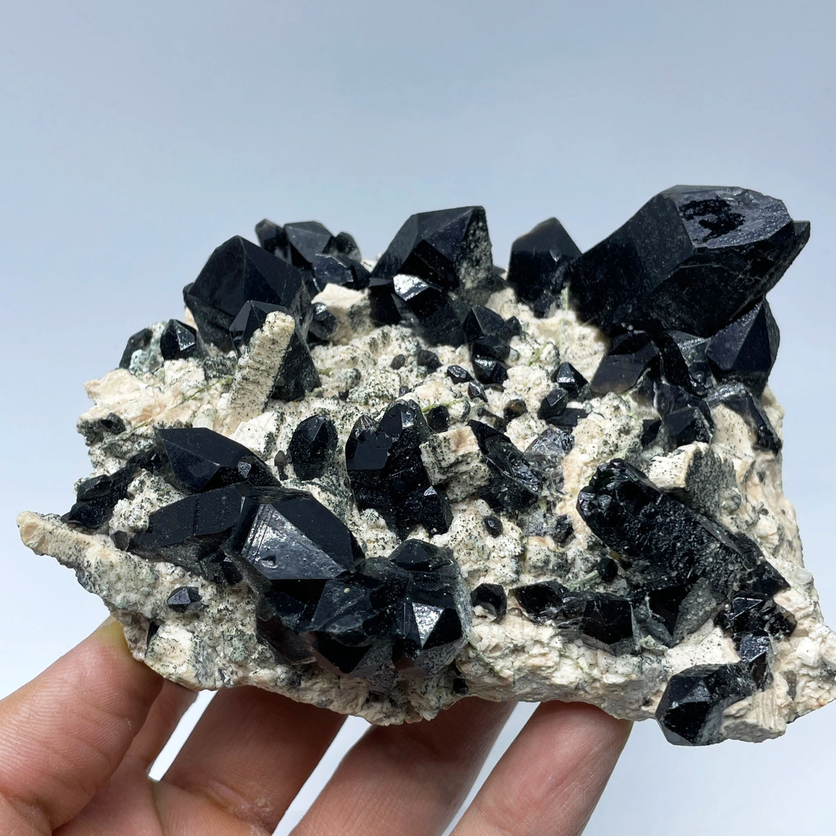 Quartz fumé noir sur feldspath photo 3.