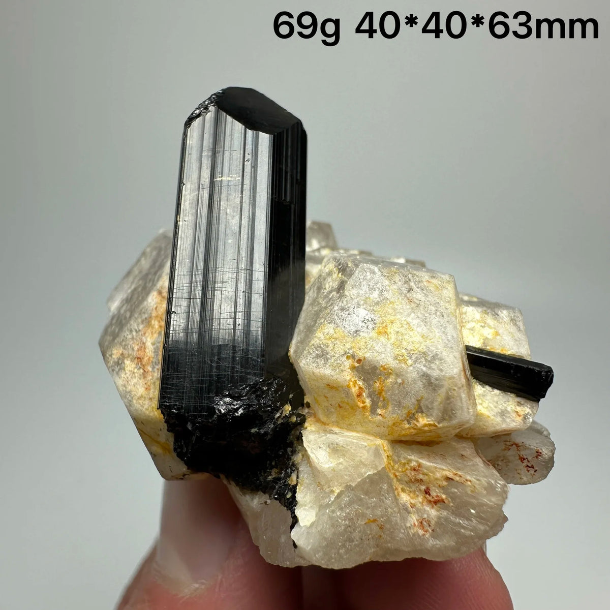Tourmaline noire (schorl) sur feldspath 69 g photo 7.