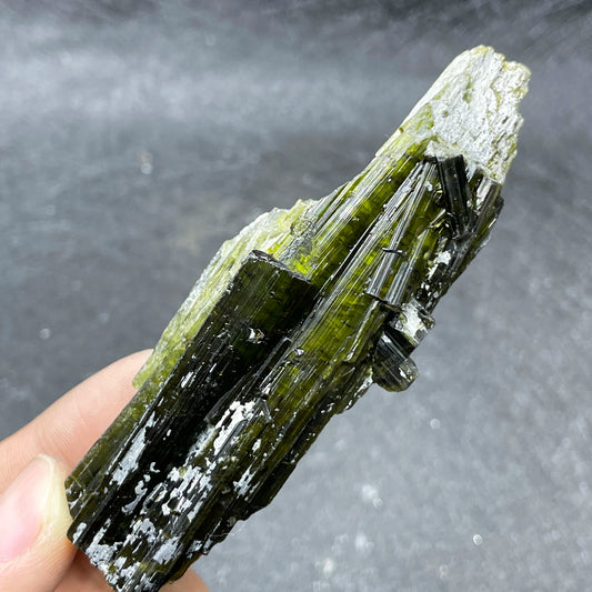 Tourmaline verte photo 1.